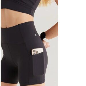 🌷Zella Luxe Jet Black Performance, Workout, Running  Shorts